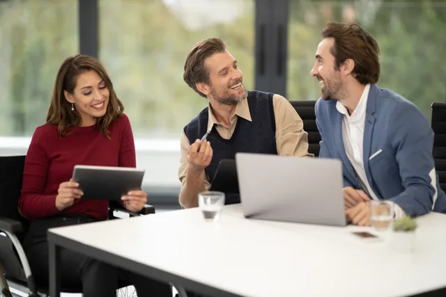 Business People. How to read a business productivity software market outlook